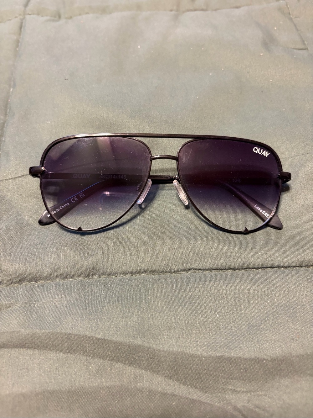 Quay Australia Black Metal Frame Sunglasses